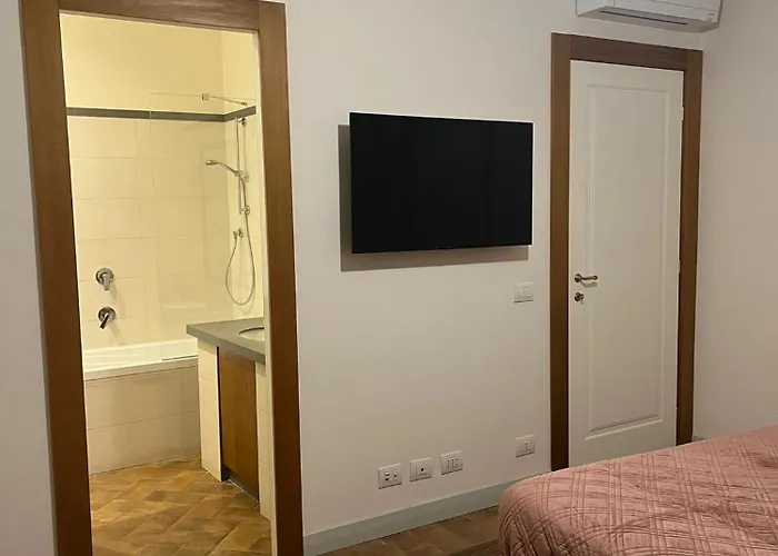 Deluxe Spanish Steps