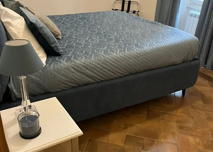 Deluxe Spanish Steps *