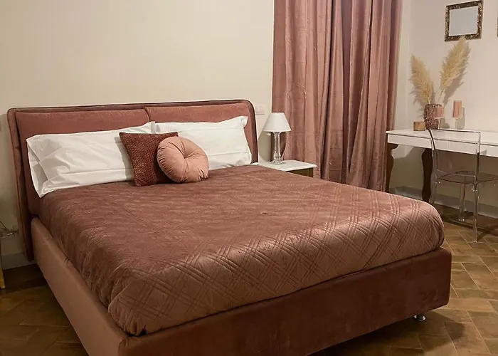 Deluxe Spanish Steps * Roma