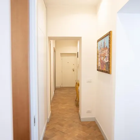 Deluxe Spanish Steps Roma